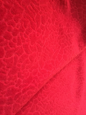 Пальтовая ткань красная с принтом